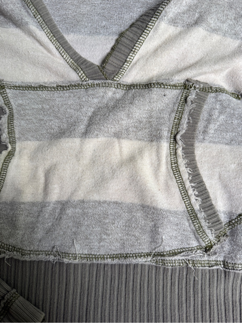 Free People Striped Hooded Pullover hoodie Light Gray Cream size medium - Picture 3 of 4